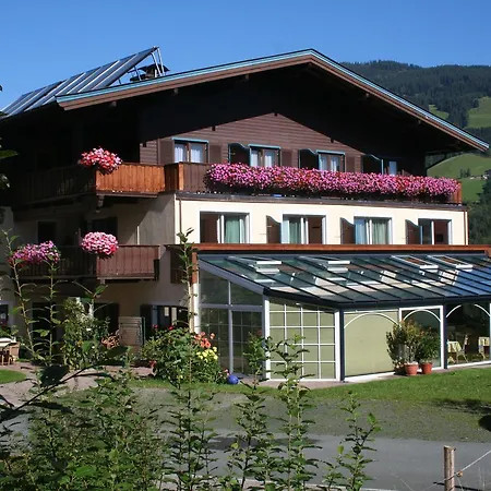 Wellness Hollaus Konukevi