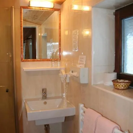 Wellness Hollaus 3* كيرشبرغ ان تيرول