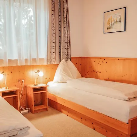 Wellness Hollaus Vendégház 3*
